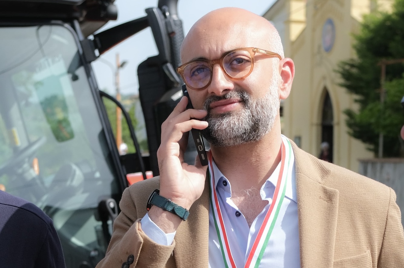 Biagio Faragalli Sindaco montalto uffugo tra la gente